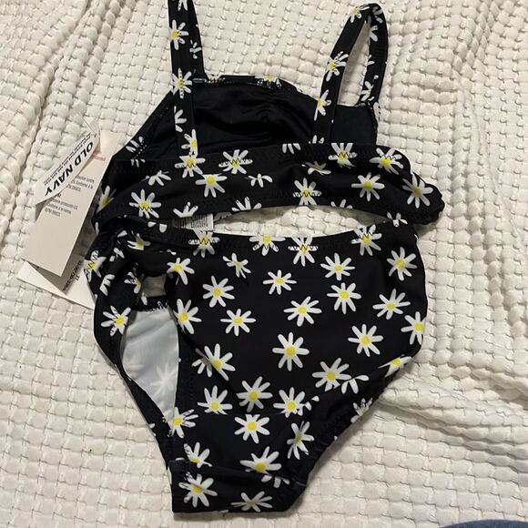 NWOT- Old Navy - girl’s 2T & 5T. 2pc Swimsuit - Picture 2 of 6